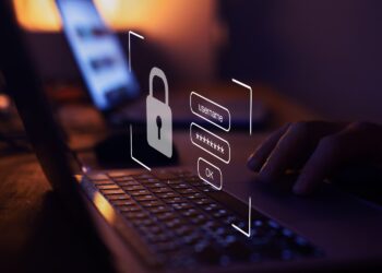 Wirtualne karty płatnicze zapewniają dodatkową ochronę przed cyberprzestępcami podczas zakupów w internecie