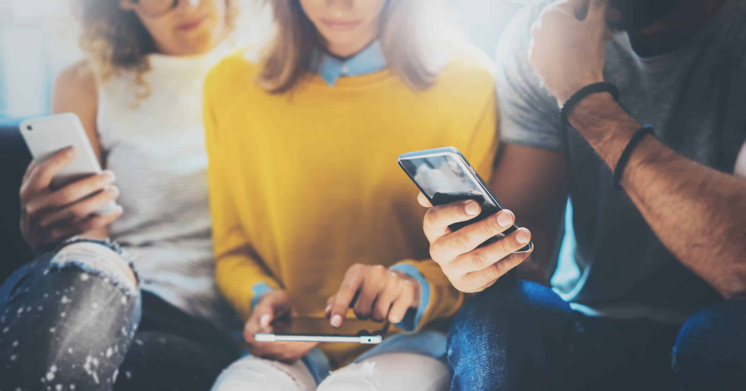 Wyszukiwarka mobilna skracająca czas wyboru produktu szybkie wyszukiwanie produktów na smartfonie z opcją autouzupełniania